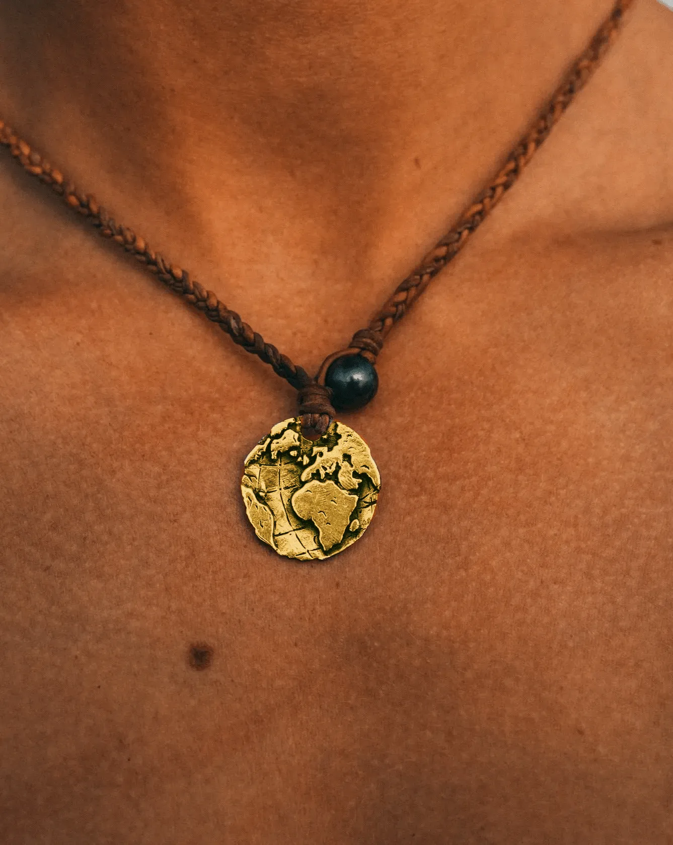 Globe Coin (Gold)