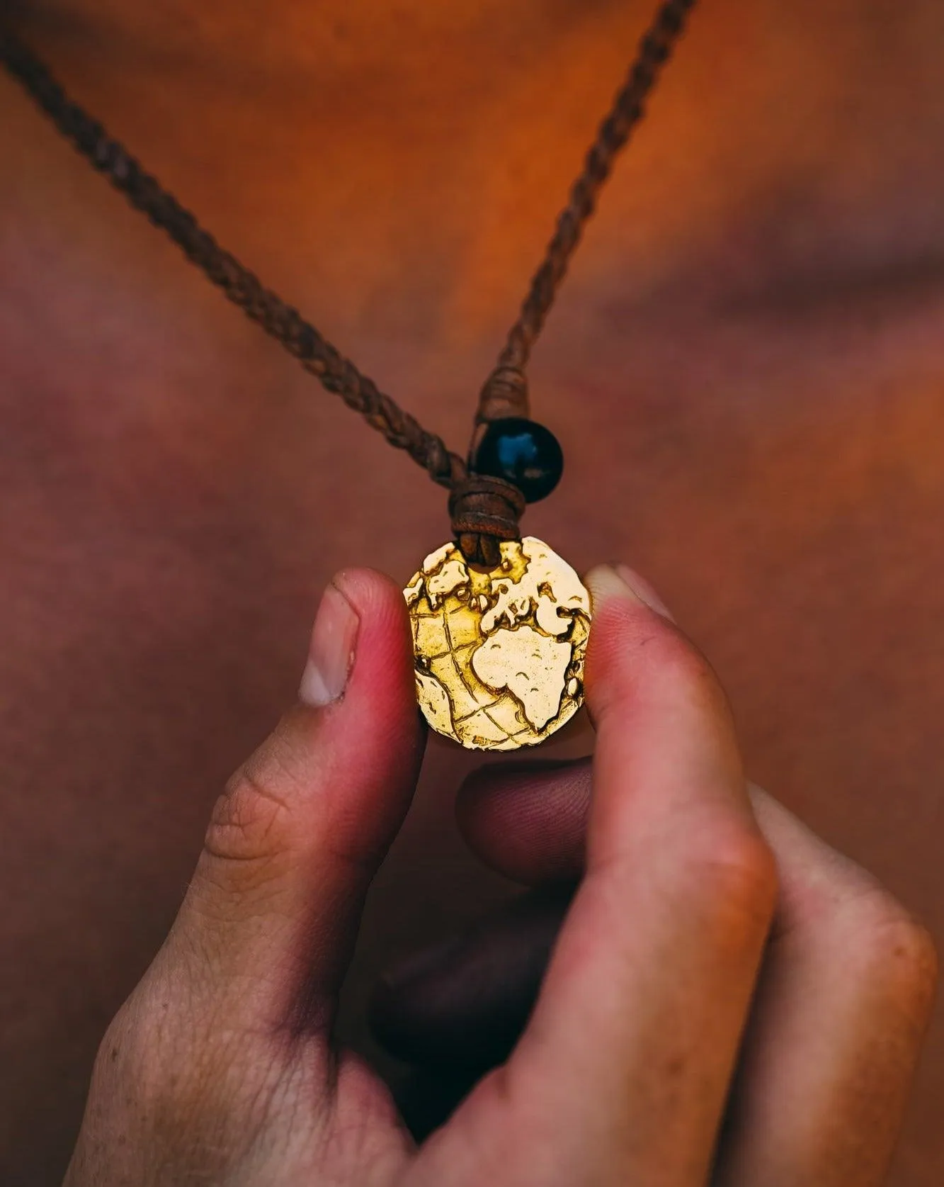 Globe Coin (Gold)