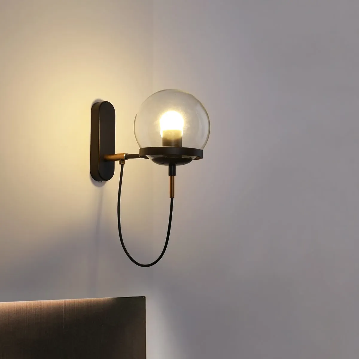PLEN Wall Light