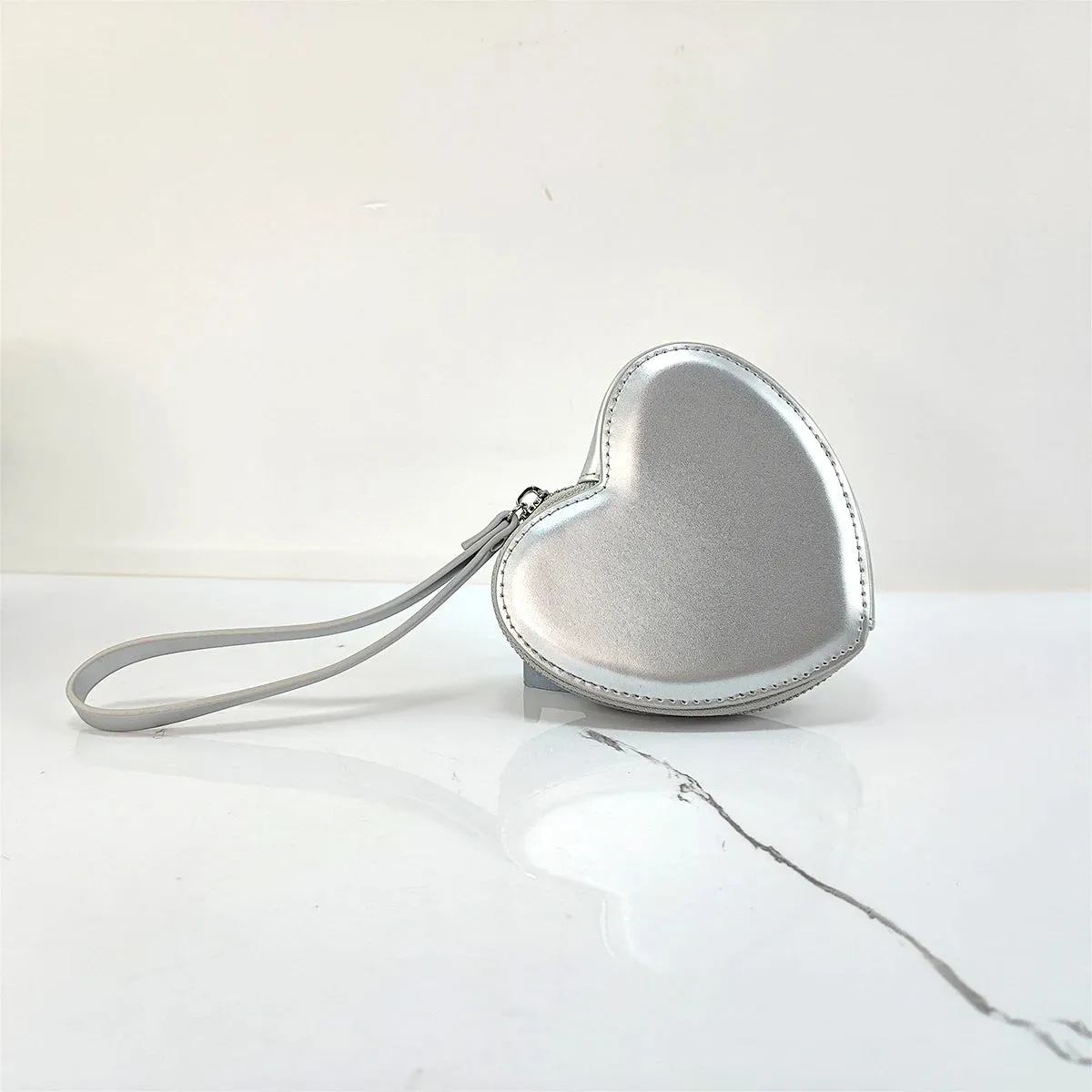 Uniwim PU Leather Heart Bag Coin Purses for Women Cute Children's Handbag Wallet Designer Original Kawaii Wallets for Girls Wholesale