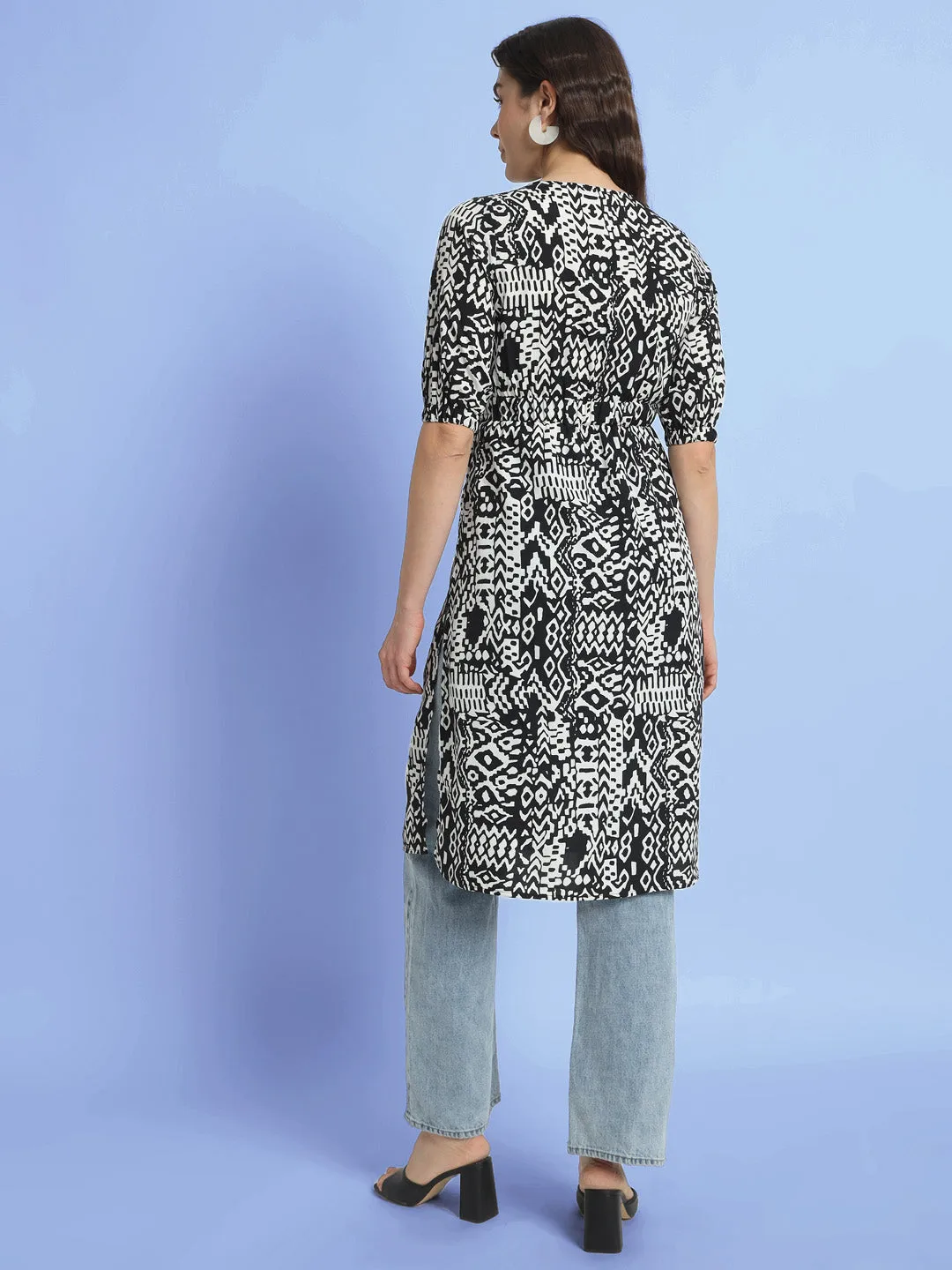 Women Black Printed Crepe Longline Kurti
